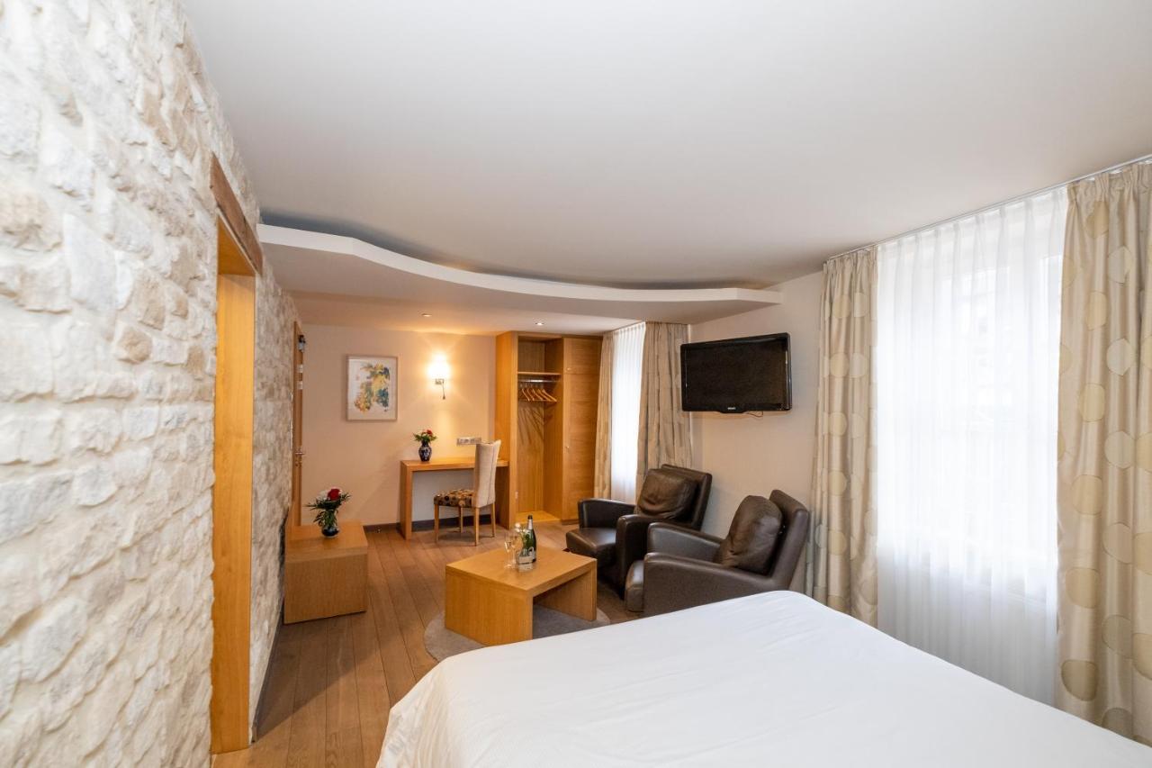 Hotel La Couronne à Wissembourg Esterno foto
