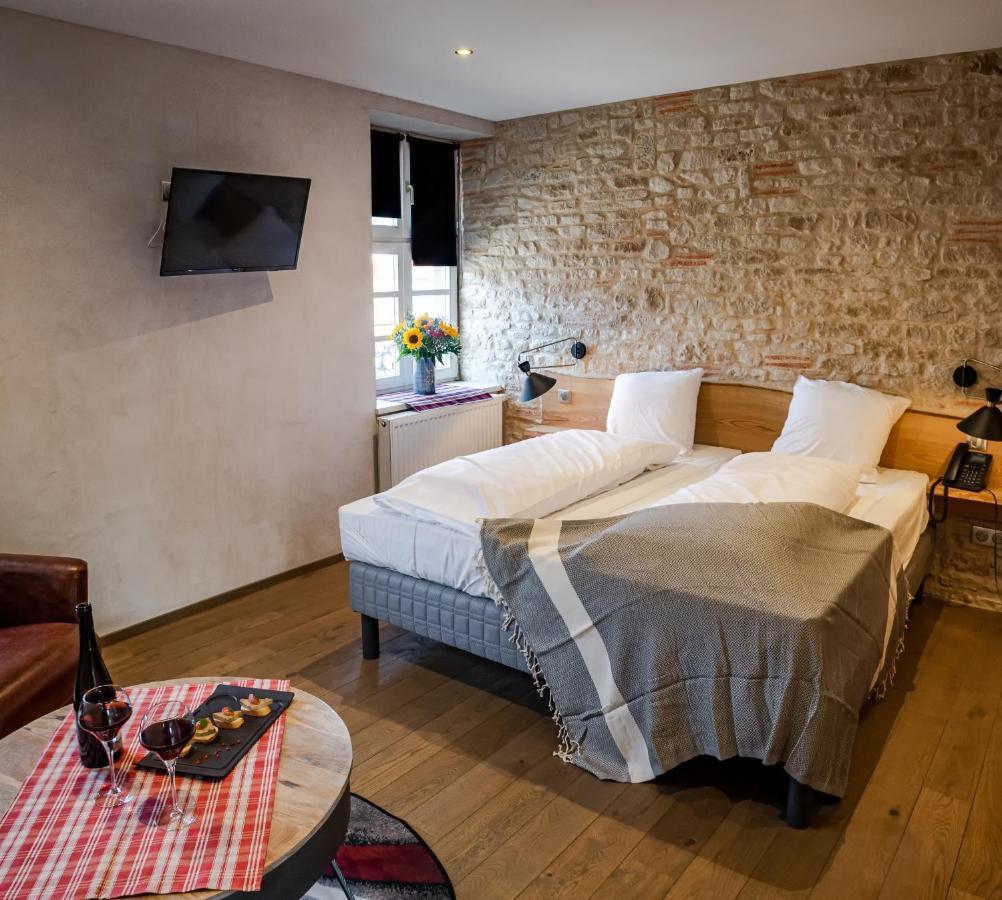 Hotel La Couronne à Wissembourg Esterno foto