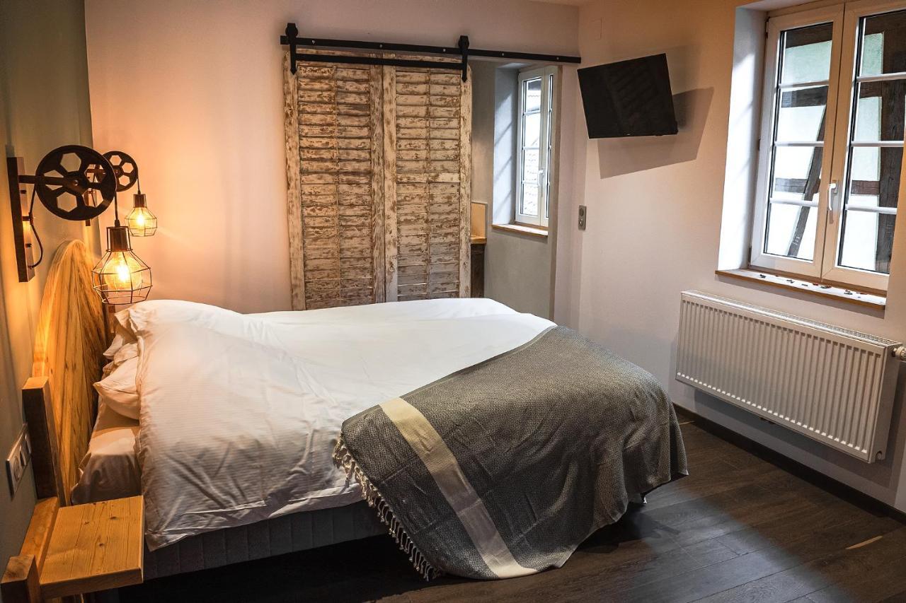 Hotel La Couronne à Wissembourg Esterno foto